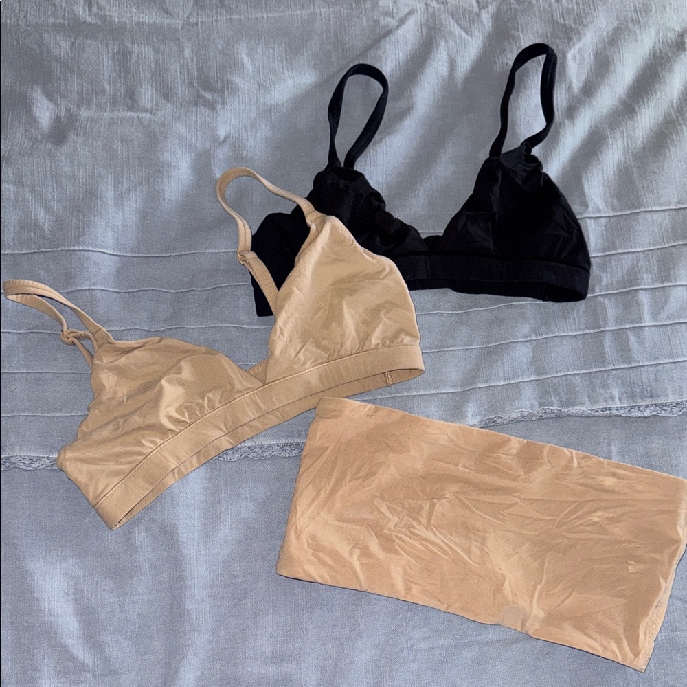 SKIMS BUNDLE Black and Tan Bralette Set